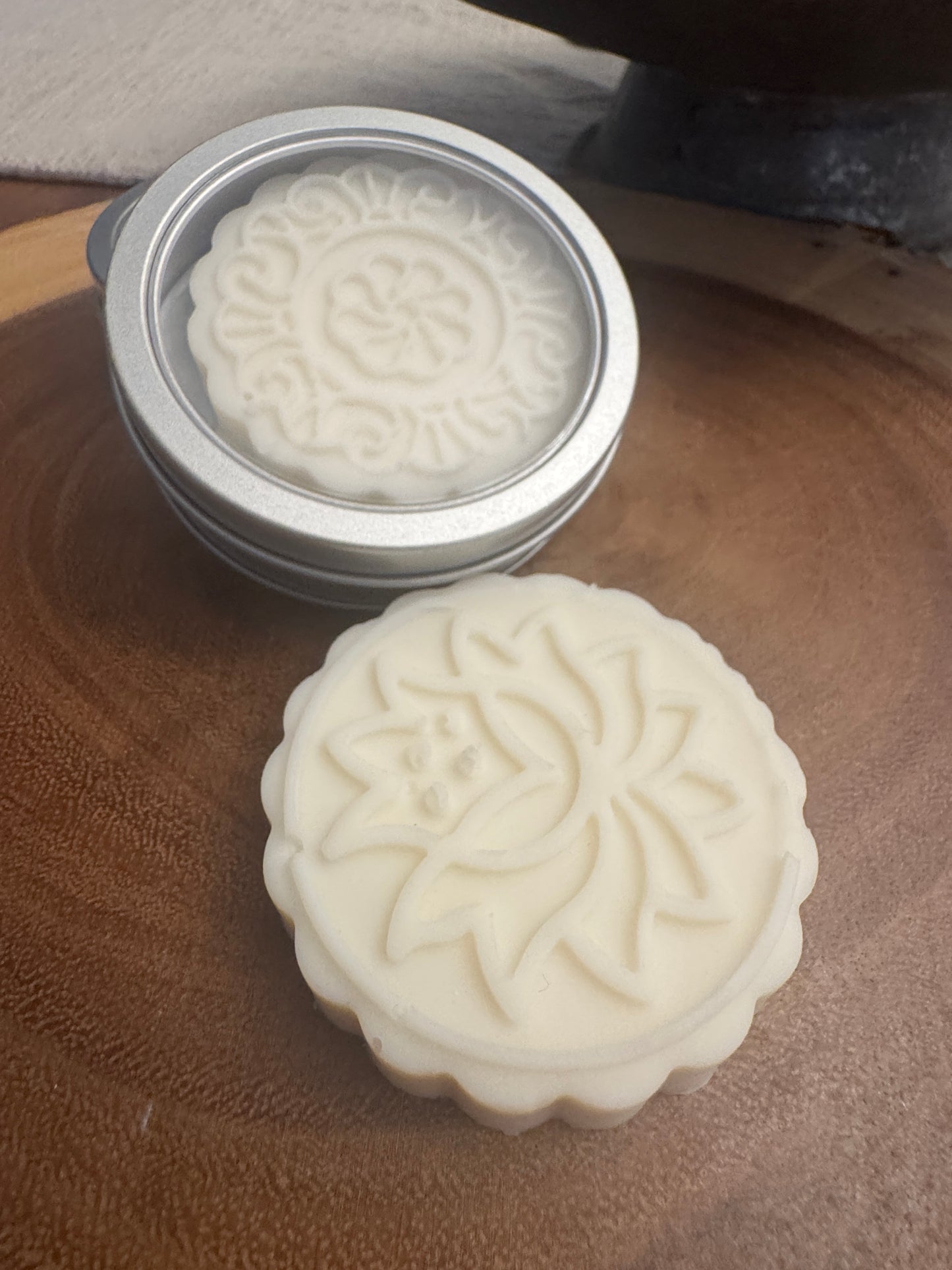Silk body lotion bar